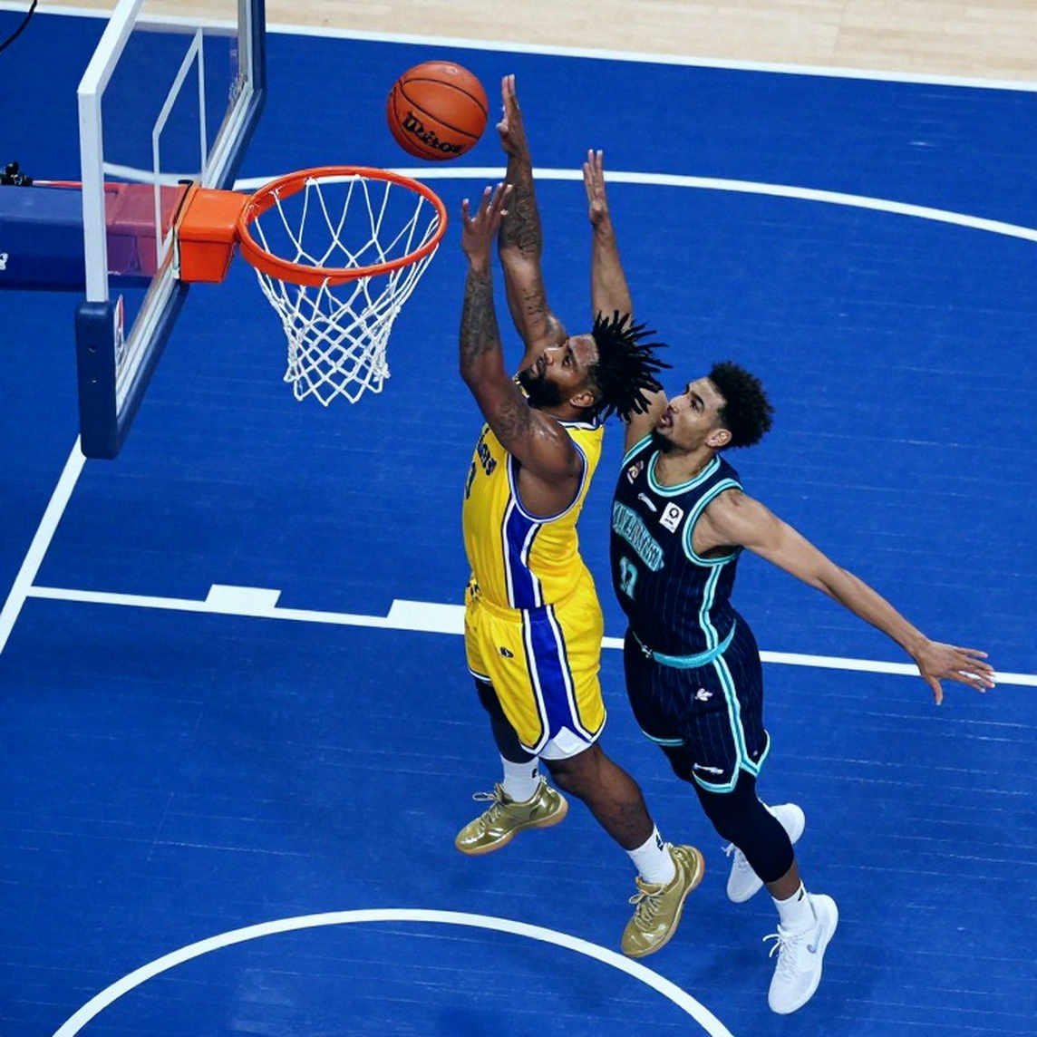 Perpetual 86–74 San Sebastian: 3 phút 40 giây cuối và một mẫu số quá nhỏ